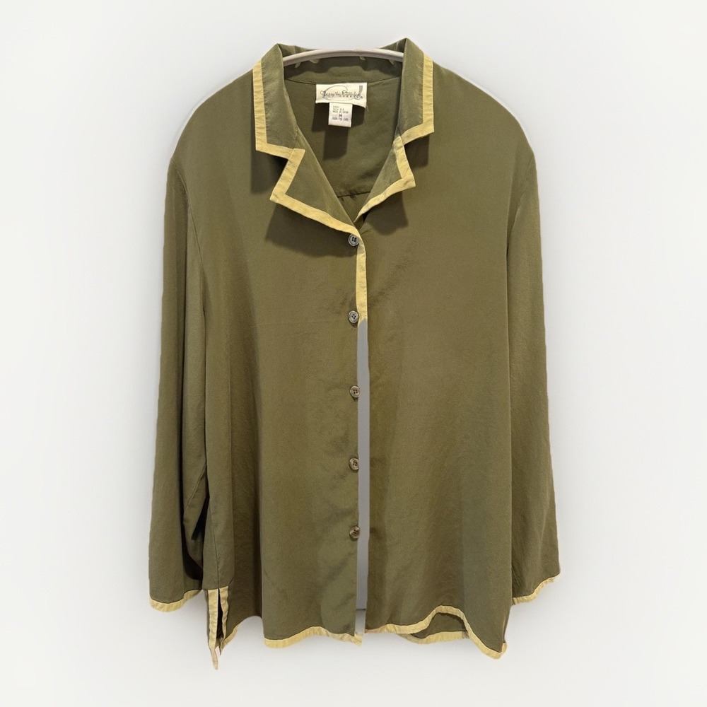 Diane Von Furstenberg Shirt Womens Medium Green 100% Silk Contrast Trim